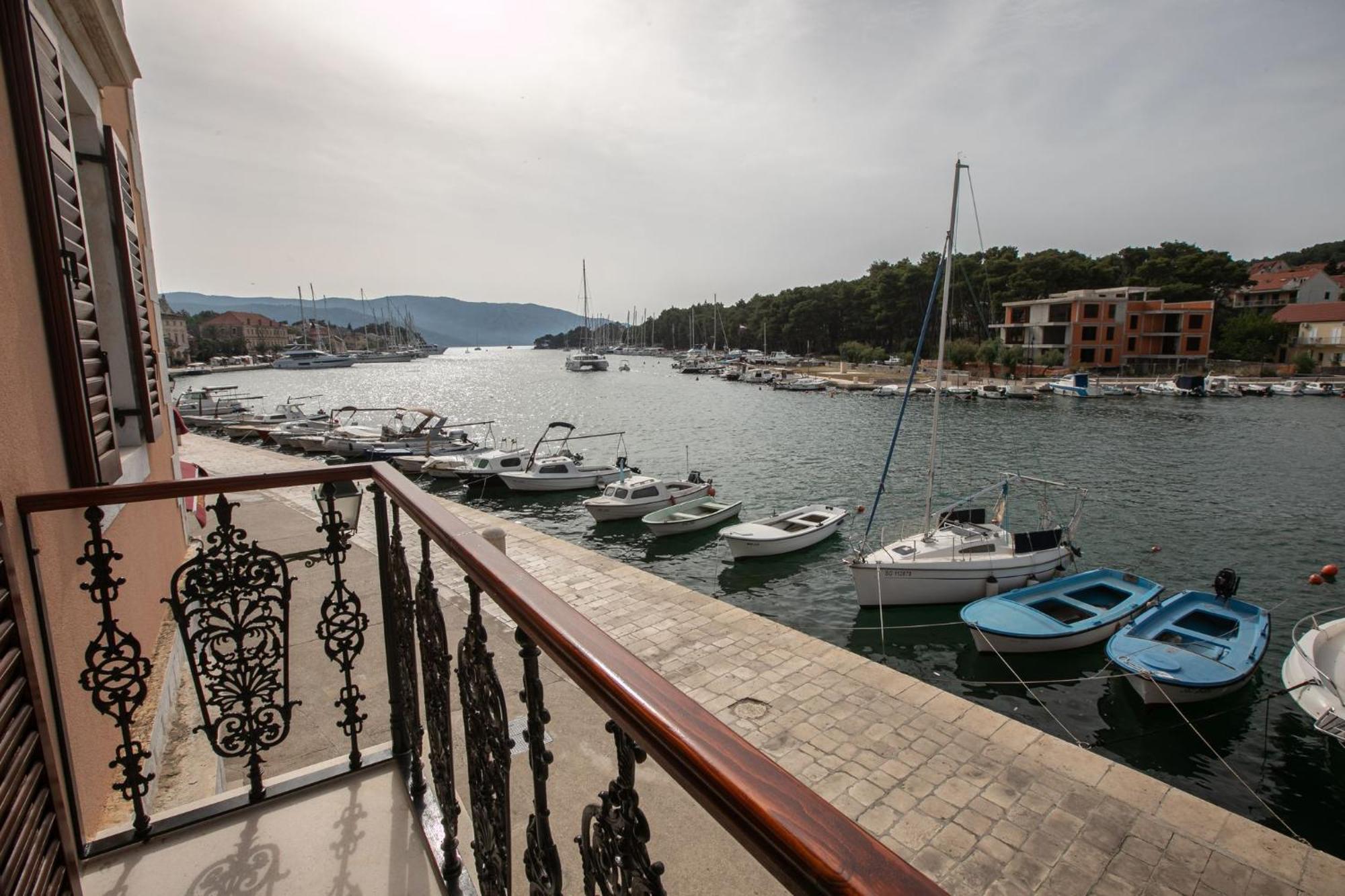 Appartamento Ancora Faros Stari Grad  Camera foto