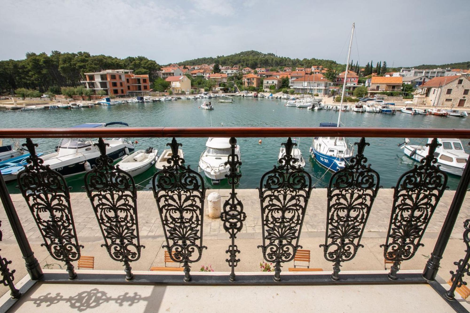 Appartamento Ancora Faros Stari Grad  Esterno foto